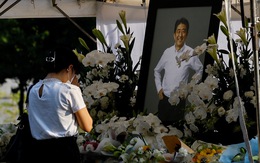 Tìm hiểu về Tsuya, nghi lễ nội bộ gia đình trước lễ tang của cố thủ tướng Abe