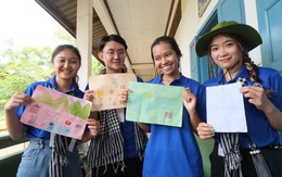 'Thương lắm Lào ơi' qua những tranh vẽ tặng chiến sĩ tình nguyện TP.HCM