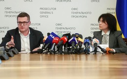 Ukraine nói mới đình chỉ nhưng 'chưa sa thải' 2 quan chức cấp cao