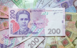Ukraine hạ giá đồng nội tệ 25% để bảo vệ dự trữ ngoại hối
