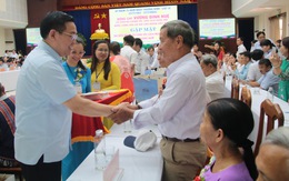 Chủ tịch Quốc hội gặp mặt thân nhân liệt sĩ tại Quảng Nam