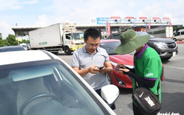 Vì sao lượng ôtô tại các tỉnh phía Nam dán thẻ thu phí không dừng thấp?