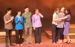 Sân khấu Hoàng Thái Thanh: Vỗ về một niềm nuối tiếc
