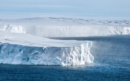 Dải băng lớn nhất thế giới tan chảy, nước biển cao thêm 5 mét?
