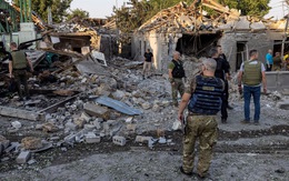 CNN nói Ukraine chiếm 4 ngôi làng gần Kherson, Nga nói Kiev tấn công bất thành