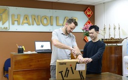 Hanoi Lab giảm 50% giá laptop cho học sinh, sinh viên khó khăn