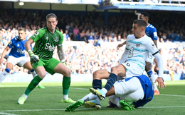 Ben Godfrey của Everton dính chấn thương kinh hoàng