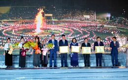 Đêm hội nghệ thuật xòe Thái nhận bằng Di sản văn hóa phi vật thể của UNESCO