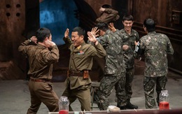 Điệu nhảy 'Brave girls' bất ngờ rần rần trở lại vì anh lính trên phim Hàn