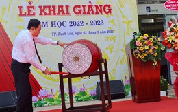 Phó chủ tịch thường trực Quốc hội Trần Thanh Mẫn dự khai giảng năm học mới tại Kiên Giang
