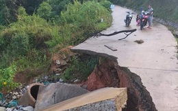 Kon Tum: Mưa kéo dài làm sạt lở nhiều đường dân sinh vùng cao