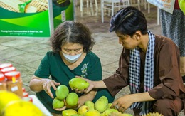 Đồng Tháp mang hàng trăm sản vật quê hương ra Hà Nội