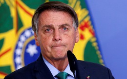 Cựu tổng thống Brazil Bolsonaro bị đau ruột, nhập viện ở Mỹ