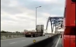 Xe container chạy ngược chiều, bấm còi inh ỏi trên cầu Phú Hữu