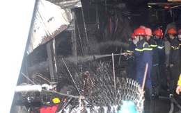 Cháy chợ ở Bình Định, 20 sạp hàng bán Tết bị thiệt hại