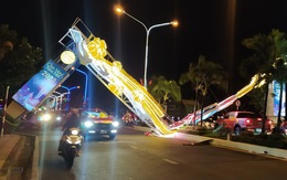 Cổng chào trên đường Trần Phú, Nha Trang bất ngờ đổ sập