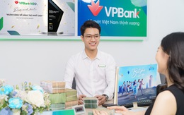 Gửi tiền tại VPBank: khách trúng thưởng sổ tiết kiệm gần 300 triệu đồng