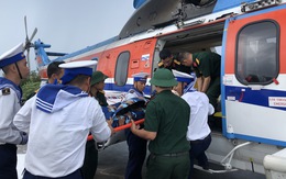 Trực thăng 11 giờ vật lộn với thời tiết xấu, cứu chiến sĩ bị đa chấn thương ở đảo Sơn Ca