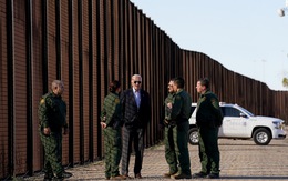 Tổng thống Biden đến biên giới kiếm điểm trước giờ tái tranh cử