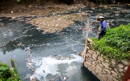 Ô nhiễm trầm trọng ở sông Nhuệ, sông Đáy khiến dân ‘kêu trời’