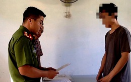 Khởi tố bị can, điều tra vụ buôn lậu 20 iPhone 15 vào Việt Nam