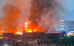 Cháy lớn tại Khu công nghiệp Quang Châu Bắc Giang