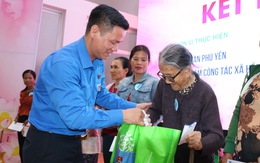 Trung ương Đoàn tặng 80 suất quà cho học sinh, dân nghèo Phú Yên