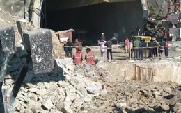 Sập đường hầm ở Ấn Độ, gần 40 công nhân mắc kẹt
