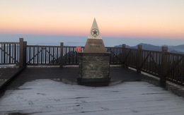 Sương muối xuất hiện trên đỉnh Fansipan