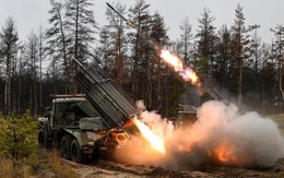 Nga nói đẩy lùi quân Ukraine ở bờ đông sông Dnipro, không kích dữ dội Donetsk