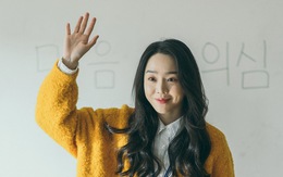 Shin Hye Sun thành cô giáo số 1, đấu tranh vì bạo lực học đường trong phim mới