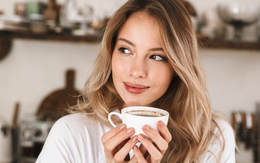 Thói quen uống cà phê trước bữa ăn sáng liệu có tốt cho sức khỏe?