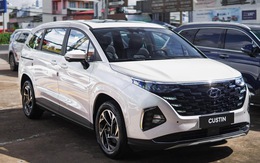 Tin tức giá xe: Hyundai Custin giảm 40 triệu, tiếp tục gây sức ép với Innova Cross