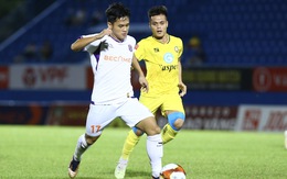 Hạ Thanh Hóa, Bình Dương vẫn đứng đầu V-League