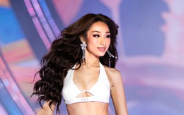 Thí sinh Miss Cosmo Vietnam diễn bikini trong cái lạnh 14 độ ở Đà Lạt