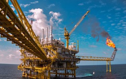 Mỹ thống lĩnh thị trường dầu khí, đe dọa áp đảo vị thế của Saudi Arabia