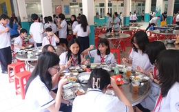 Tổ chức bữa ăn học đường kết hợp tăng cường thể lực cho học sinh TP.HCM
