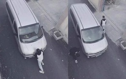 Tưởng ô tô tuột dốc, thanh niên báo hại tài xế oằn mình đẩy xe