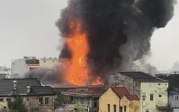 Cháy lớn tại chợ Tam Bạc Hải Phòng