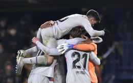 Đánh chìm 'tàu ngầm vàng', Barca bỏ xa Real Madrid 11 điểm