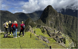 Thánh địa Machu Picchu mở cửa, đón khách tham quan trở lại