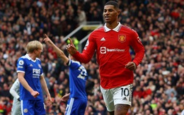 Rashford lập cú đúp, Man United 'vượt ải' Leicester