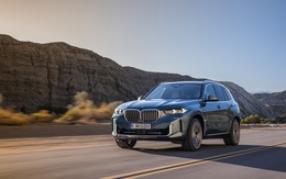 BMW X5 và X6 2024 ra mắt: Bỏ thiết kế gây tranh cãi, màn hình cong lạ mắt