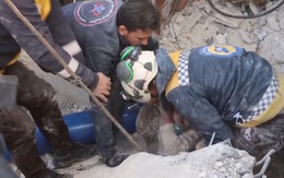 Bé 3 tuổi ở Syria được cứu sau 42 giờ, 'Miral đâu?'