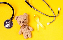 Bệnh hiếm ở trẻ em:  Bác sĩ và ba mẹ không buông tay