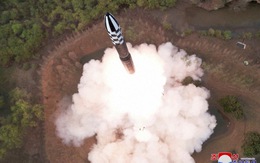 Triều Tiên phóng tên lửa nhiên liệu rắn, phô diễn năng lực phản công hạt nhân