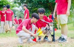Học sinh trường quốc tế chế tạo tên lửa nước