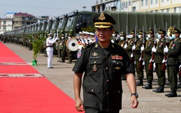 Con trai ông Hun Sen được thăng cấp tướng 4 sao