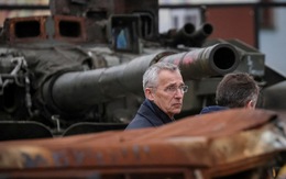 Lãnh đạo NATO bất ngờ đến Kiev