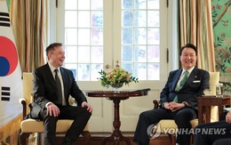 Tổng thống Hàn Quốc mời gọi Elon Musk xây 'siêu nhà máy' Tesla